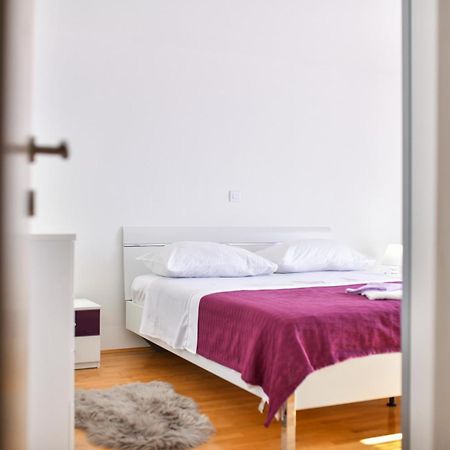 Apartman Novokmet-Crno Eksteriør bilde