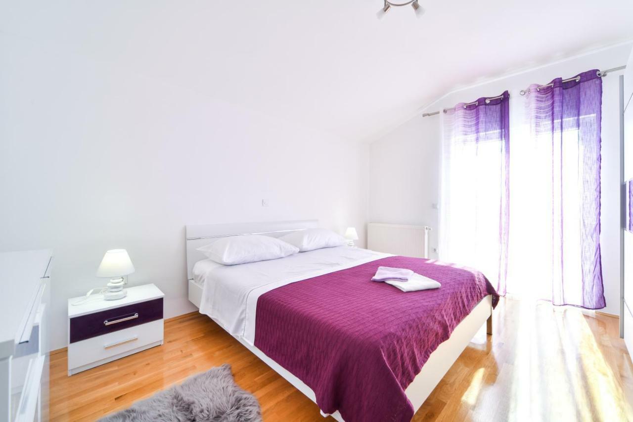 Apartman Novokmet-Crno Hotell Zadar Eksteriør bilde