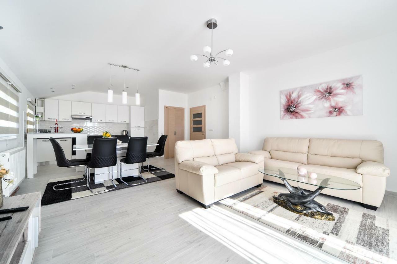 Apartman Novokmet-Crno Hotell Zadar Eksteriør bilde
