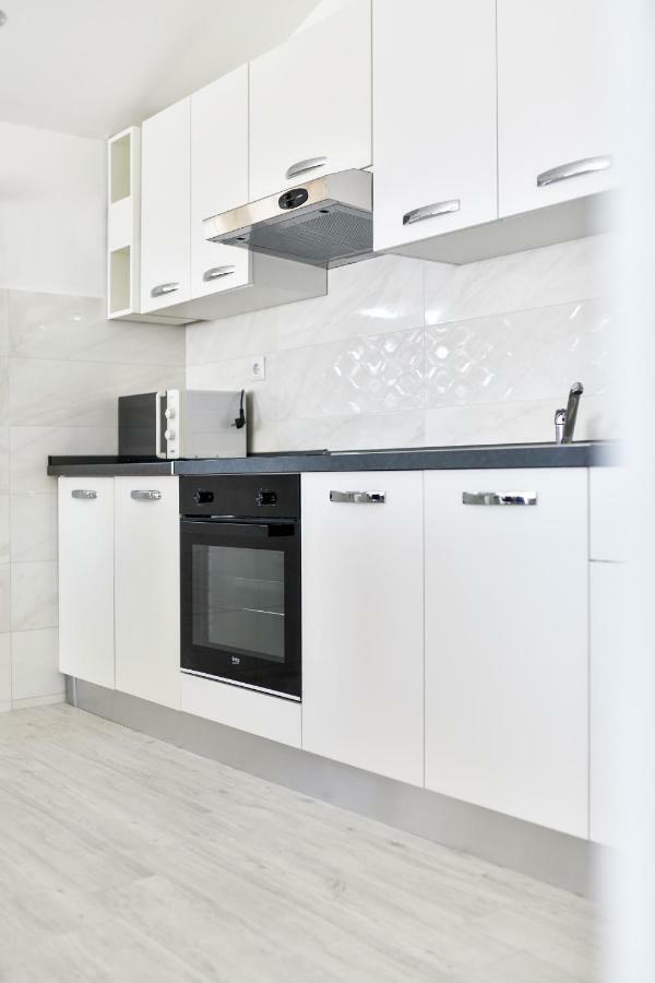 Apartman Novokmet-Crno Hotell Zadar Eksteriør bilde